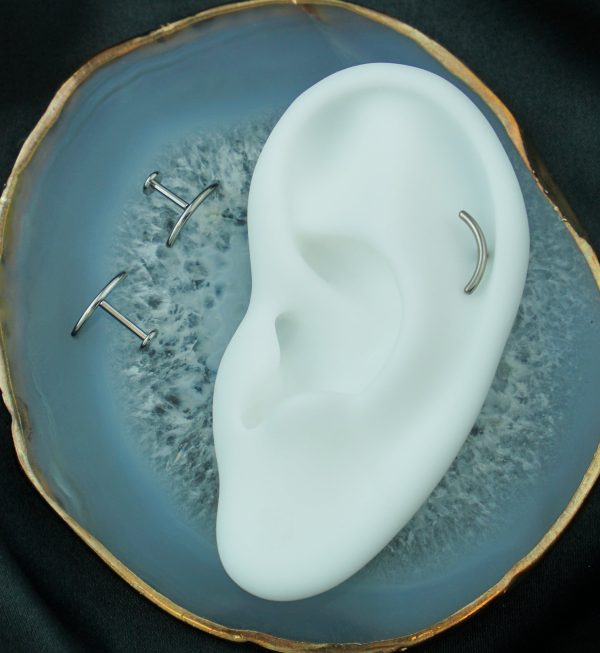 Curved Bar Titanium Internally Threaded Labret Online - Image 2