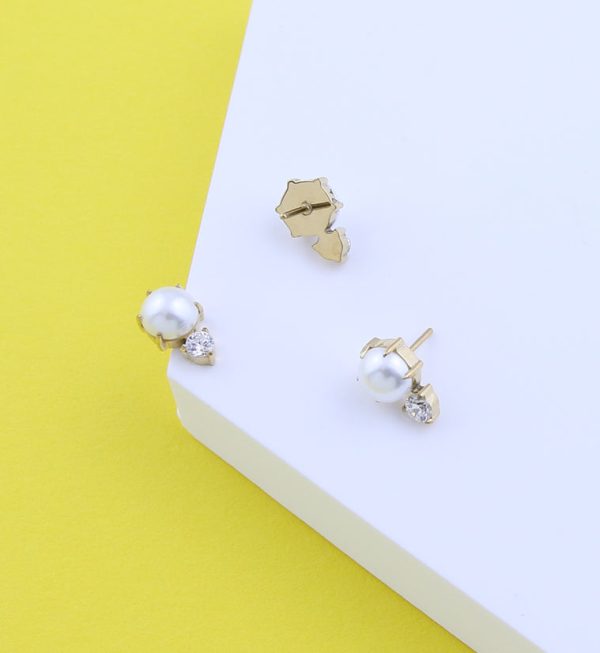 24kt Gold PVD Pearl Shell Drop Clear CZ Titanium Threadless Top Online Sale - Image 2